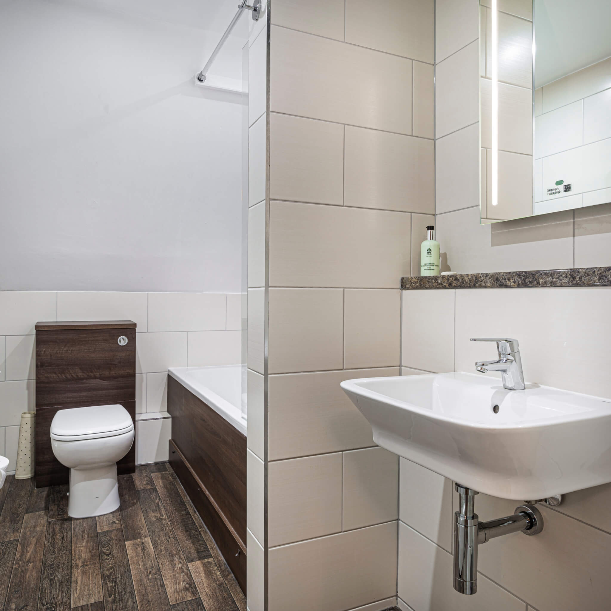 Superior Double Room Hotel Oundle 2 scaled